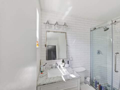4401 NE 15th Way, Oakland Park FL - photo 12 of 17