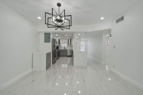 8970 S Hollybrook Boulevard, Pembroke Pines FL - photo 16 of 51