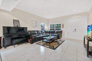 6127 NW 41st Drive, Coral Springs FL - photo 15 of 52