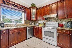 6127 NW 41st Drive, Coral Springs FL - photo 10 of 52
