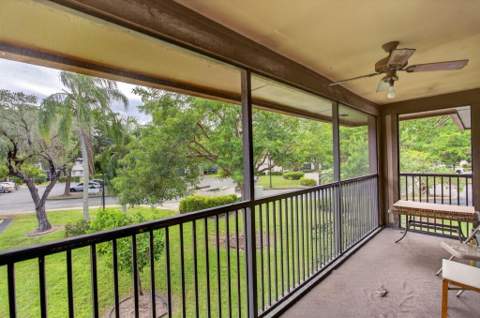 9716 S Belfort Circle #209, Tamarac FL - photo 23 of 29