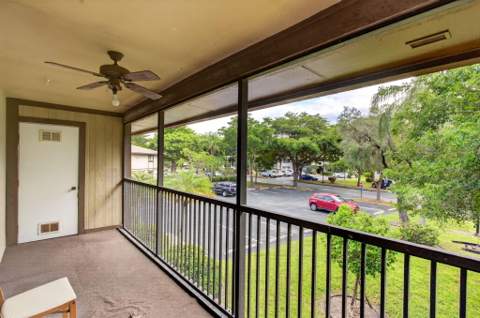 9716 S Belfort Circle #209, Tamarac FL - photo 24 of 29