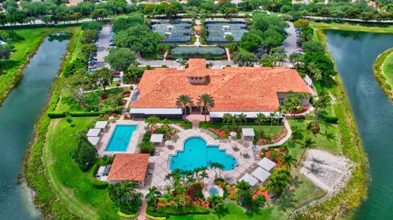 3 bedroom Single Family Residence at 7402 Kea Lani Drive, Valencia Isles 3, Boynton Beach — photo 4