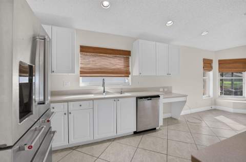 7402 Kea Lani Drive, Boynton Beach FL - photo 12 of 81