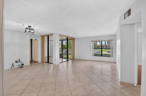 8657 Boca Glades Boulevard #C, Boca Raton FL - photo 6 of 54