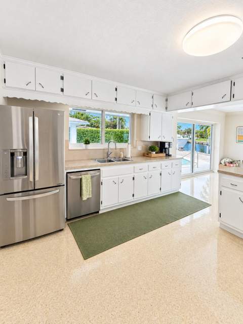 2341 SW 26th Avenue, Fort Lauderdale FL - photo 11 of 39