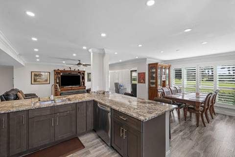 3717 Quail Ridge Drive #Bobwhite B, Boynton Beach FL - photo 15 of 57