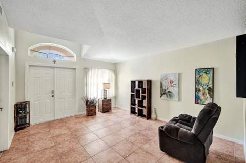 226 SW 206th Avenue, Pembroke Pines FL - photo 10 of 56