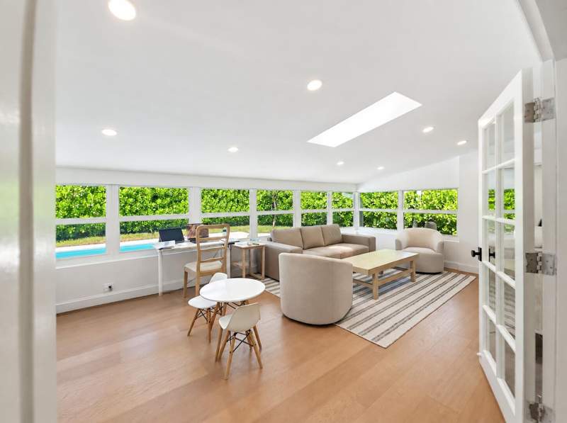 4 bedroom Single Family Residence at 4401 NE 15th Way, Coral Heights Sec 2, Oakland Park — photo 5
