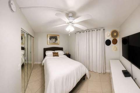 5160 Las Verdes Circle #103, Delray Beach FL - photo 6 of 14