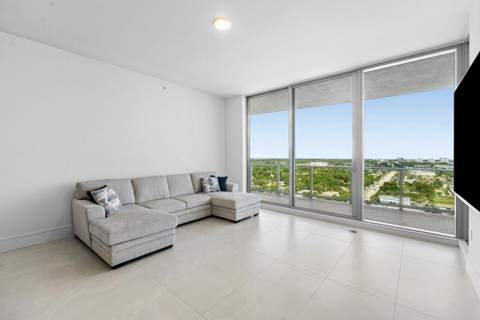 220 Lake Shore Drive #1817, Lake Park FL - photo 6 of 31