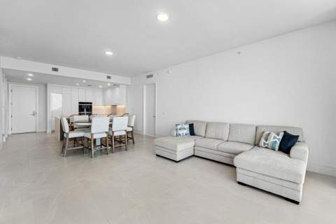 220 Lake Shore Drive #1817, Lake Park FL - photo 7 of 31