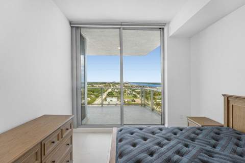 220 Lake Shore Drive #1817, Lake Park FL - photo 17 of 31