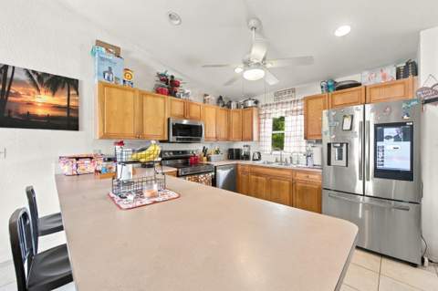 325 SE Thornhill Drive, Port St. Lucie FL - photo 12 of 47