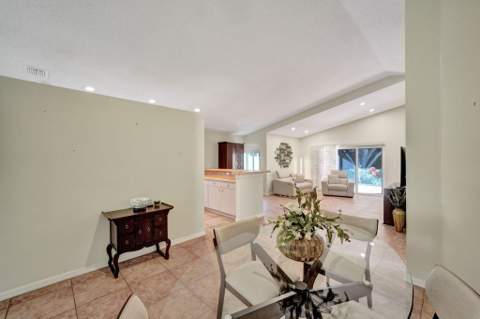 226 SW 206th Avenue, Pembroke Pines FL - photo 13 of 56