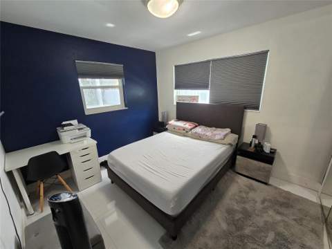 2340 NE 8th Avenue, Pompano Beach FL - photo 14 of 41