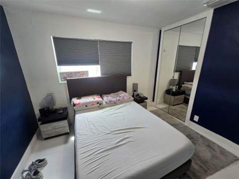 2340 NE 8th Avenue, Pompano Beach FL - photo 15 of 41