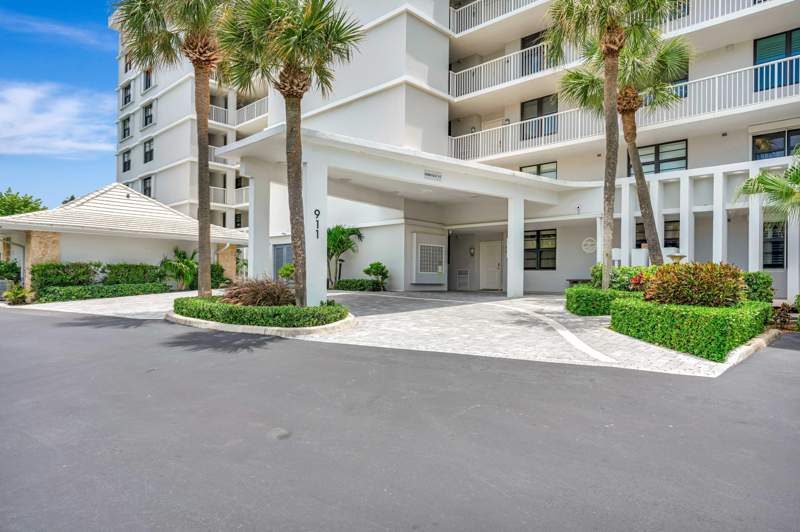 2 bedroom Condominium at 911 Ocean Drive #704, Juno By The Sea North The Manor Condo, Juno Beach — photo 4