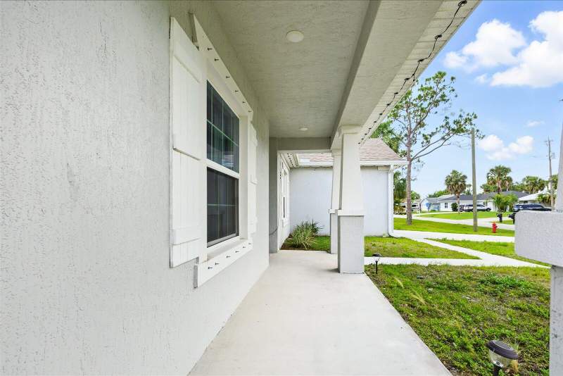 4 bedroom Single Family Residence at 2509 SW Kenilworth Street, Port St Lucie Section 31, Port St. Lucie — photo 2