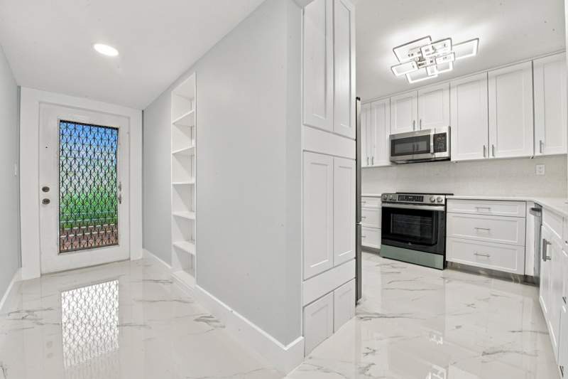 2 bedroom Condominium at 15324 Lakes Of Delray Boulevard #105, Lakes Of Delray, Delray Beach — photo 5