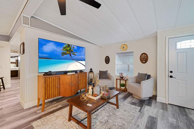 2 bedroom Mobile Home at 8609 SW 17th Court, Park City Sec One, Davie — photo 4