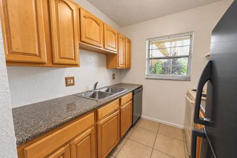 240 Croton Avenue #109, Lantana FL - photo 11 of 34