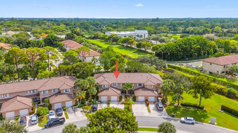 3 bedroom Townhouse at 4700 Pinemore Lane, Willoughby Farms, Lake Worth — photo 4