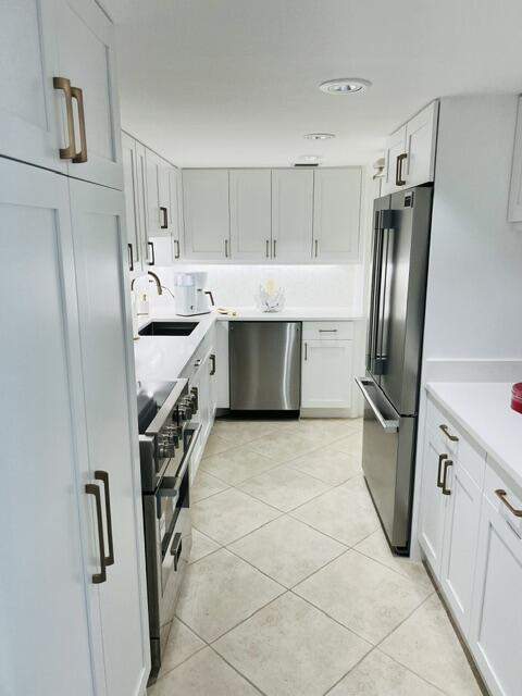 223 Atlantic Avenue #4B, Palm Beach FL - photo 9 of 17