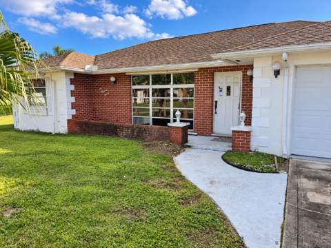 411 SE Sunnydale Lane, Port St. Lucie FL - photo 6 of 20