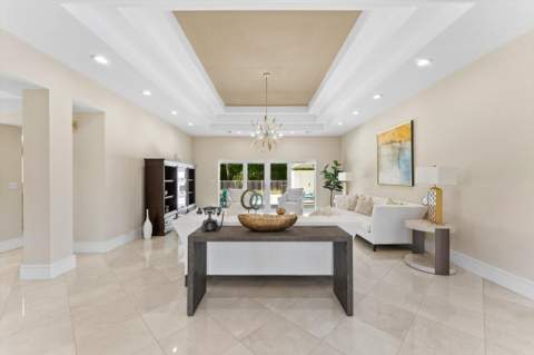 4475 Woodfield Boulevard, Boca Raton FL - photo 6 of 66