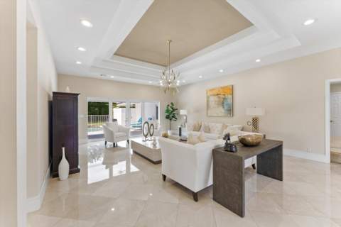 4475 Woodfield Boulevard, Boca Raton FL - photo 8 of 66