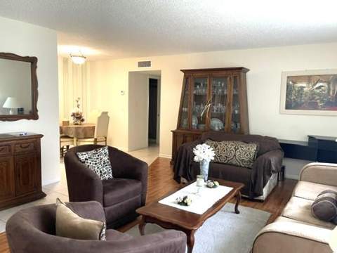 1215 S Drive Way #D, Delray Beach FL - photo 6 of 37