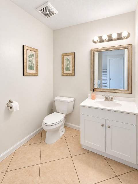 6057 Strawberry Lakes Circle, Lake Worth FL - photo 9 of 12