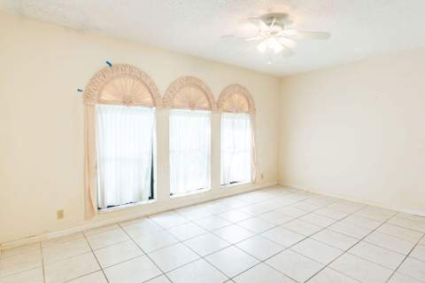10270 E Tara Boulevard, Boynton Beach FL - photo 11 of 89