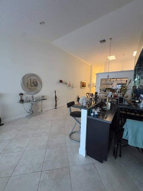 10941 Ladera Lane #B, Boca Raton FL - photo 16 of 36