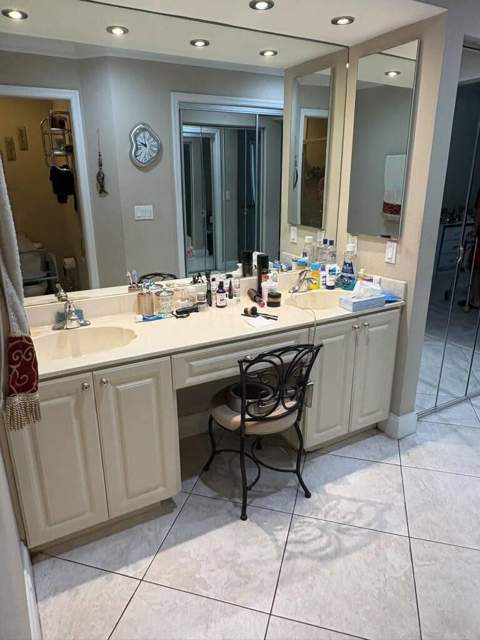 10941 Ladera Lane #B, Boca Raton FL - photo 24 of 36