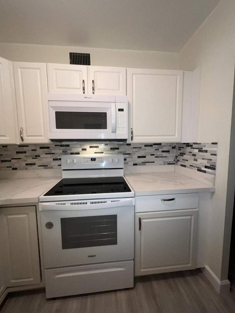 1 bedroom Condominium at 2555 NE 11th Street #508, Horizon House Condo, Fort Lauderdale — photo 2