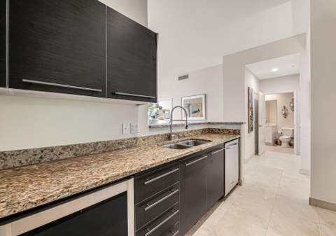 550 Okeechobee Boulevard #Lph-15, West Palm Beach FL - photo 16 of 58