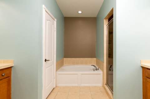 2551 Creekside Drive, Fort Pierce FL - photo 16 of 30