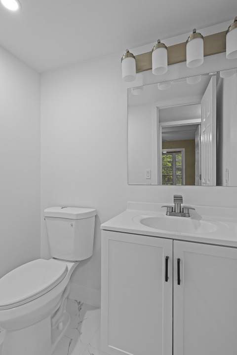 4033 Ellesmere Drive #B, Deerfield Beach FL - photo 23 of 34
