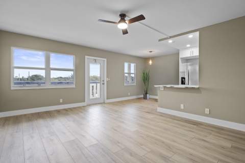 4033 Ellesmere Drive #B, Deerfield Beach FL - photo 13 of 34