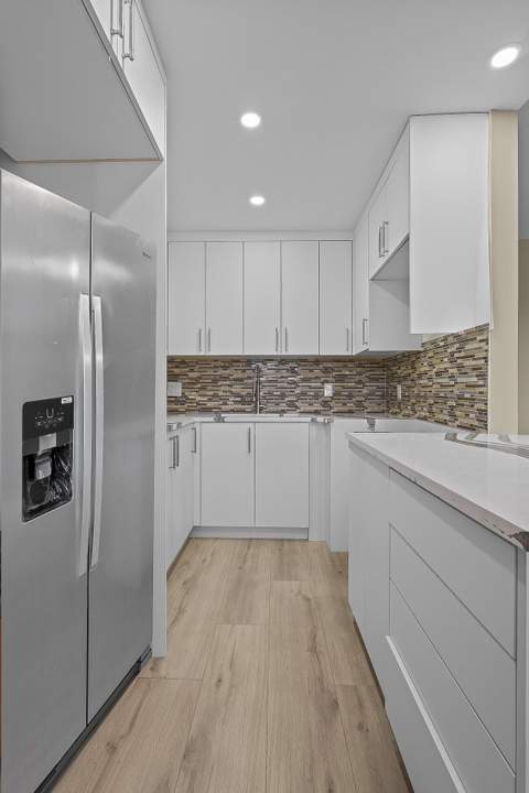 4033 Ellesmere Drive #B, Deerfield Beach FL - photo 6 of 34