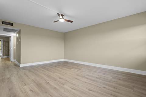 4033 Ellesmere Drive #B, Deerfield Beach FL - photo 15 of 34