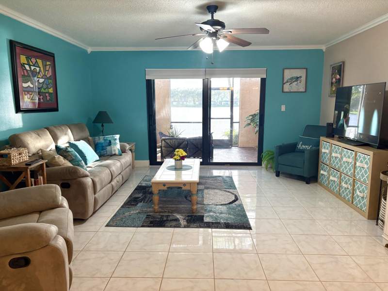 2 bedroom Townhouse at 1424 NW 97th Terrace #280, Westview Condominium No Ten, Pembroke Pines — photo 2