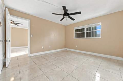 8285 Sunrise Lakes Boulevard #102, Sunrise FL - photo 16 of 31