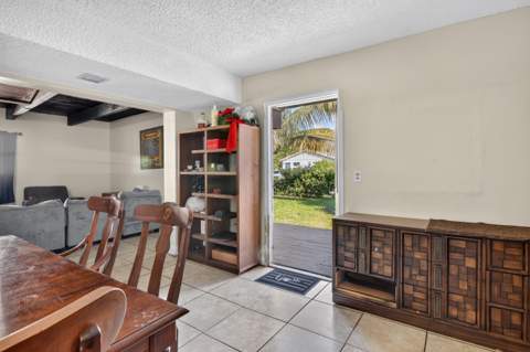 1336 Longwood Street, West Palm Beach FL - photo 11 of 17