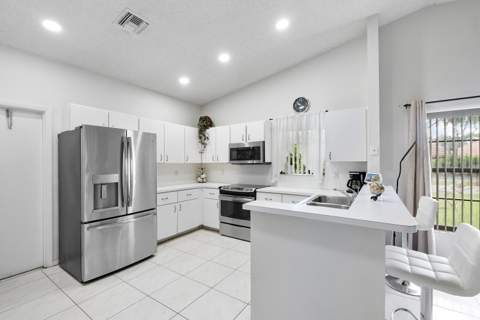 8521 Leeway Lane, Boynton Beach FL - photo 17 of 31