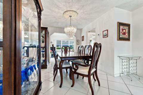 1505 SW 10th Avenue, Boynton Beach FL - photo 8 of 26