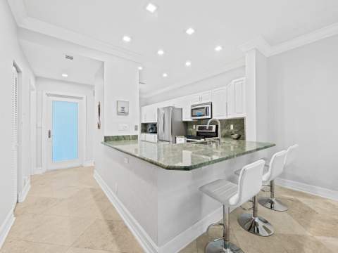 1705 E Las Olas Boulevard #3, Fort Lauderdale FL - photo 13 of 29