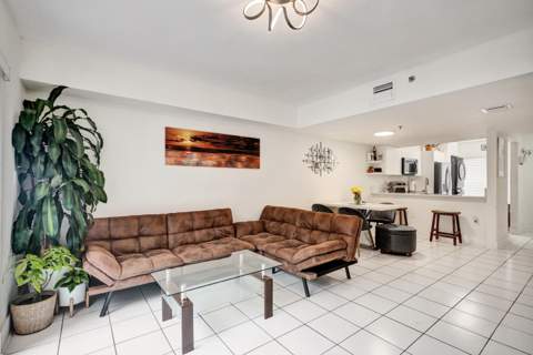 235 Riviera Circle, Weston FL - photo 13 of 59